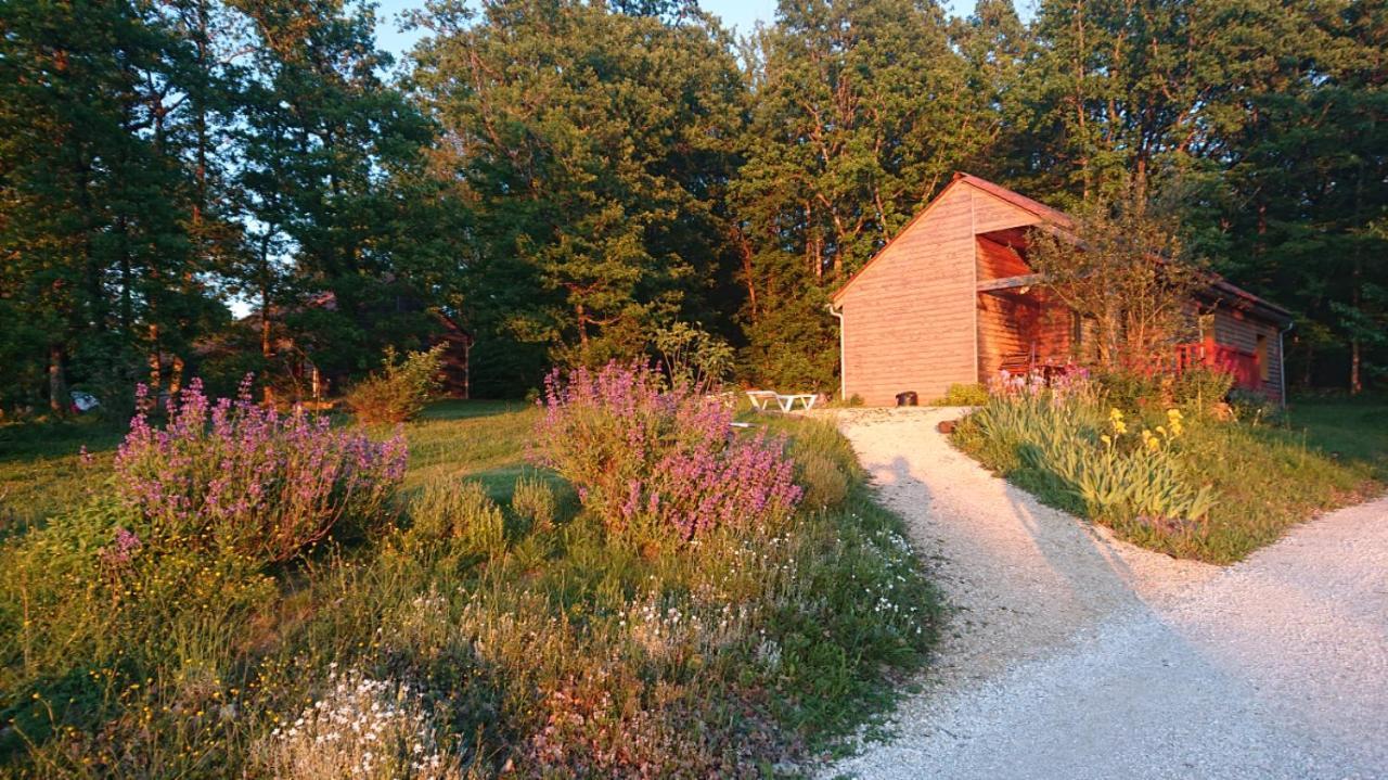 Le Village Enchanteur La Chapelle-Aubareil Exterior photo