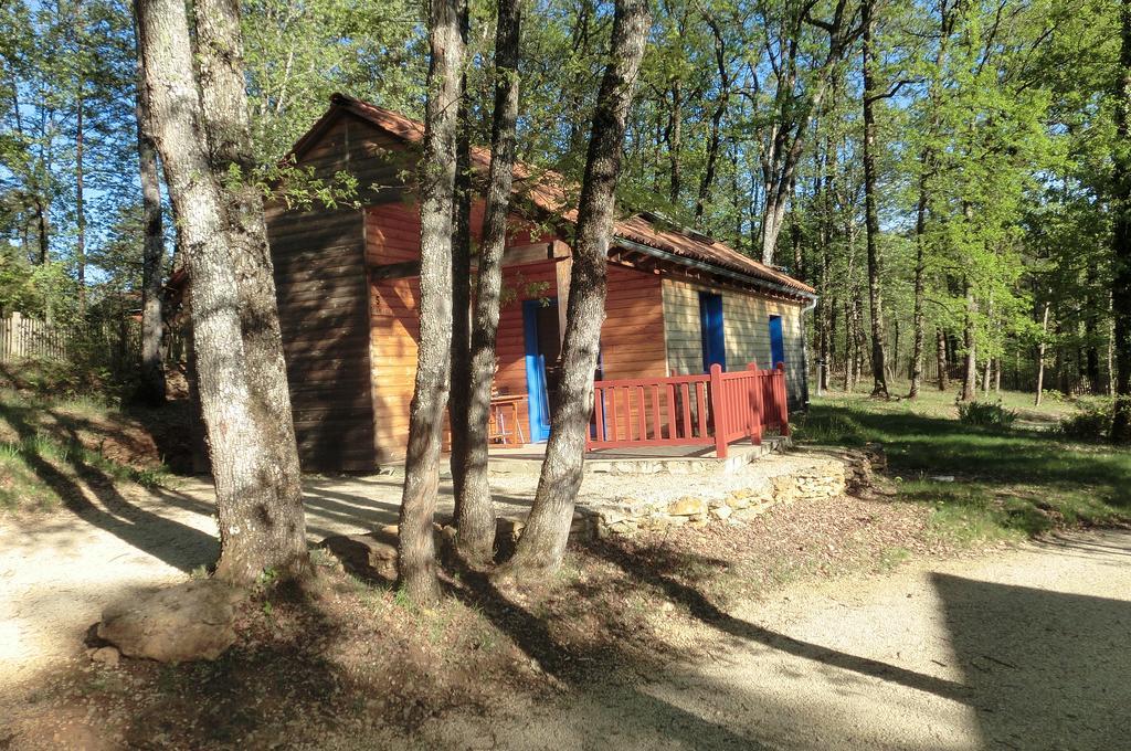 Le Village Enchanteur La Chapelle-Aubareil Exterior photo